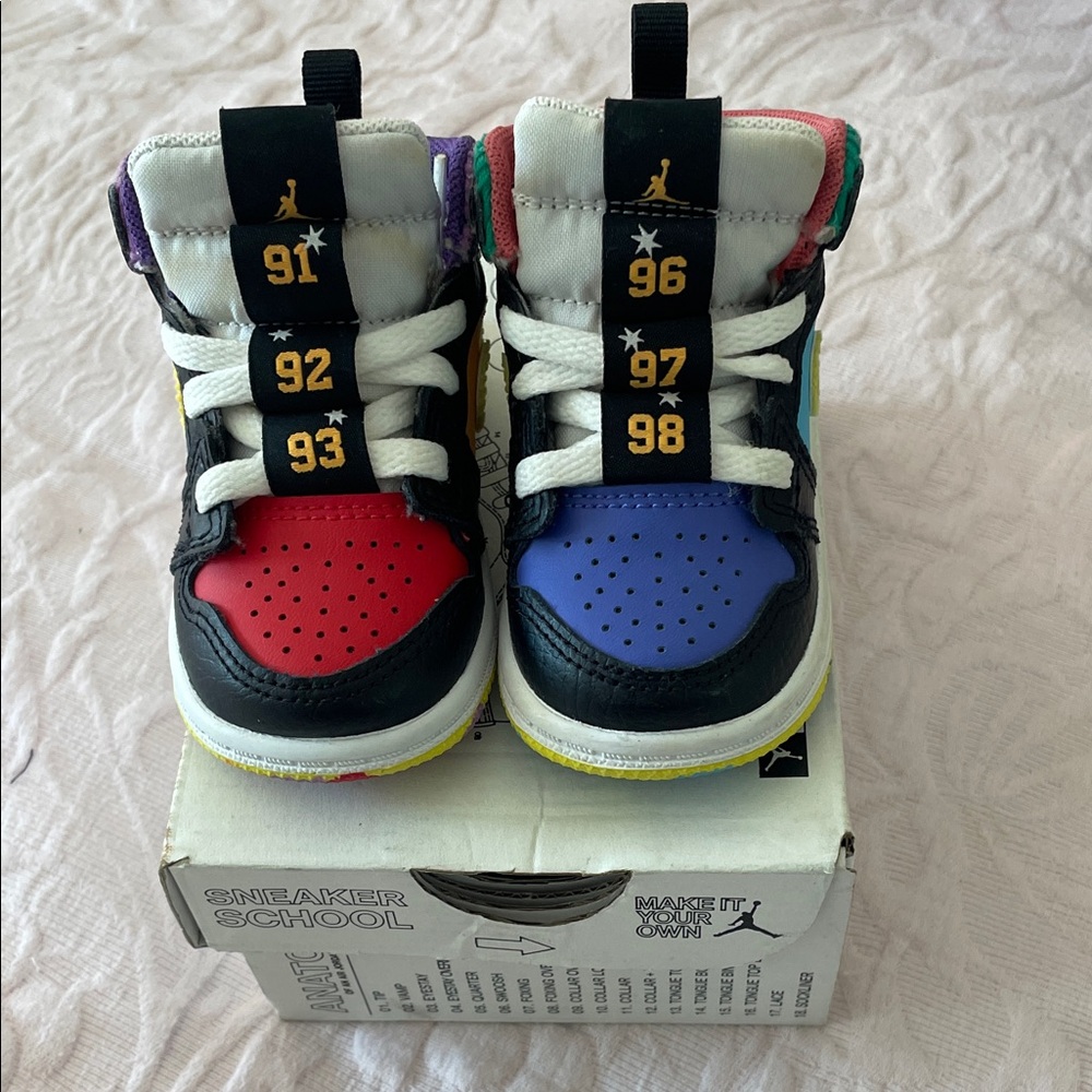 4C Jordan color me design - Picture 2 of 8